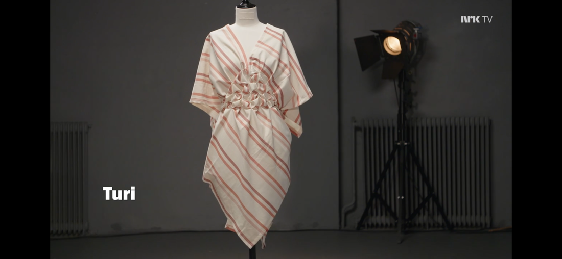 Zero waste kjolen vist på NRK på symesterskapet, laget av Turi Rudningen 
